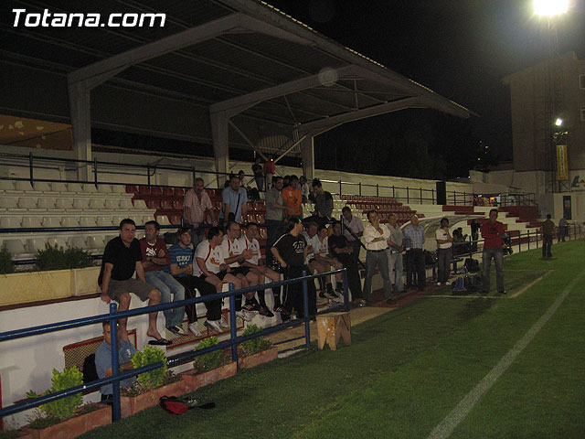 LA CONCEJALIA DE DEPORTES Y LOS DELEGADOS DE EQUIPO DE LA LIGA DE FÚTBOL AFICIONADO HOMENAJEARON A JUAN CAYUELA SÁNCHEZ “EL ZURO” EN SU DESPEDIDA COMO ÁRBITRO DE FÚTBOL AFICIONADO - 23