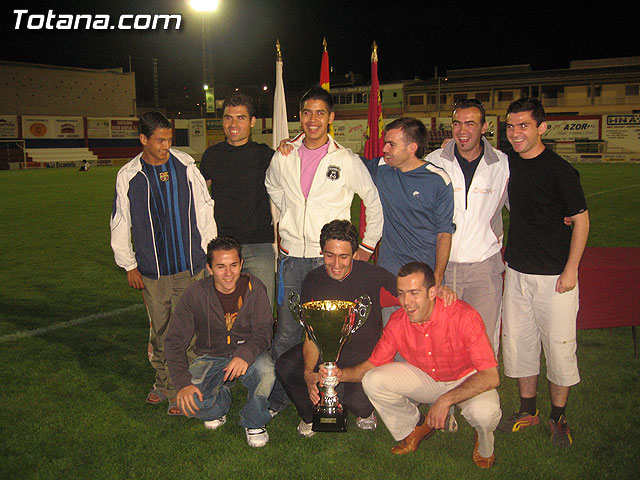 LA CONCEJALIA DE DEPORTES Y LOS DELEGADOS DE EQUIPO DE LA LIGA DE FÚTBOL AFICIONADO HOMENAJEARON A JUAN CAYUELA SÁNCHEZ “EL ZURO” EN SU DESPEDIDA COMO ÁRBITRO DE FÚTBOL AFICIONADO - 42