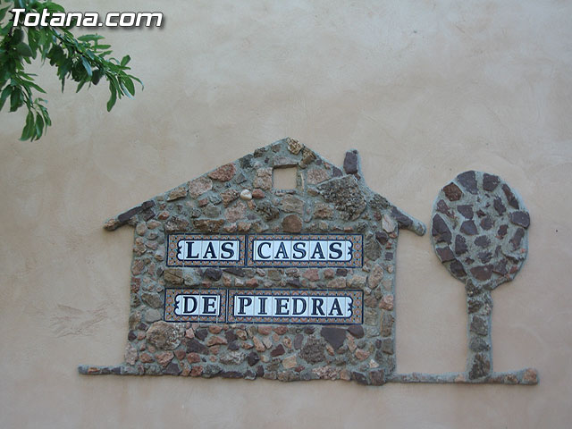 AUTORIDADES LOCALES VISITAN LAS CASAS DE PIEDRA DE TURISMO RURAL EN EL PARAJE DE CAMPIX - 2 AUTORIDADES LOCALES VISITAN LAS CASAS DE PIEDRA DE TURISMO RURAL EN EL PARAJE DE CAMPIX - 2