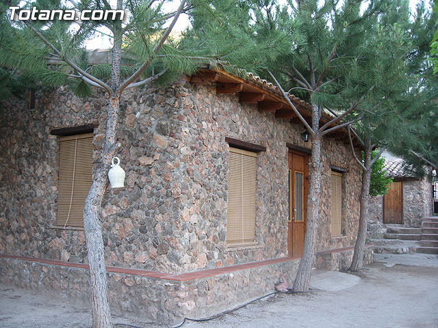 AUTORIDADES LOCALES VISITAN LAS CASAS DE PIEDRA DE TURISMO RURAL EN EL PARAJE DE CAMPIX - 11 AUTORIDADES LOCALES VISITAN LAS CASAS DE PIEDRA DE TURISMO RURAL EN EL PARAJE DE CAMPIX - 11