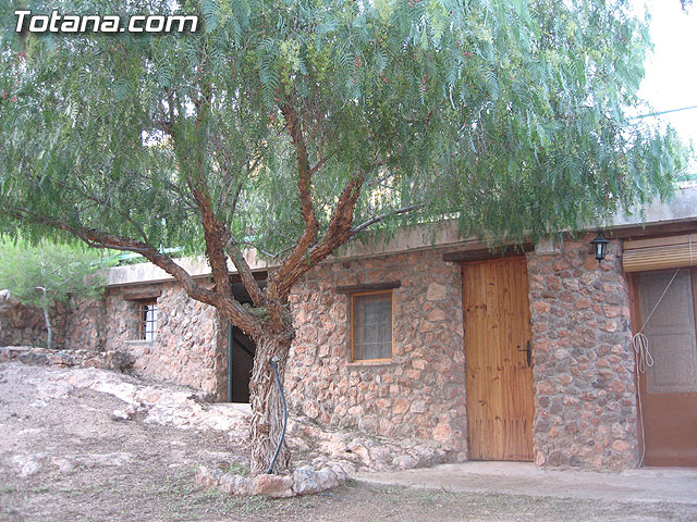 AUTORIDADES LOCALES VISITAN LAS CASAS DE PIEDRA DE TURISMO RURAL EN EL PARAJE DE CAMPIX - 12 AUTORIDADES LOCALES VISITAN LAS CASAS DE PIEDRA DE TURISMO RURAL EN EL PARAJE DE CAMPIX - 12