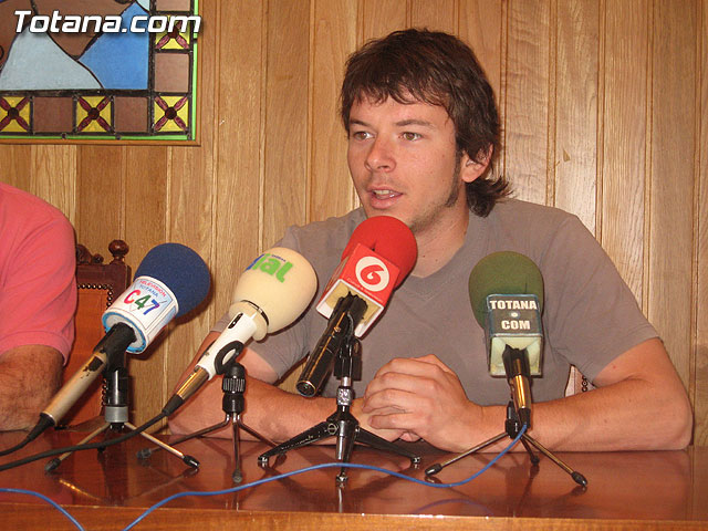 EL ALCALDE Y EL CONCEJAL DE DEPORTES REALIZAN UNA RECEPCIÓN A LOS TRES ALUMNOS DEL CENTRO OCUPACIONAL PARTICIPANTES EN EL CAMPEONATO NACIONAL DE ATLETISMO DE DISCAPACITADOS - 10 EL ALCALDE Y EL CONCEJAL DE DEPORTES REALIZAN UNA RECEPCIÓN A LOS TRES ALUMNOS DEL CENTRO OCUPACIONAL PARTICIPANTES EN EL CAMPEONATO NACIONAL DE ATLETISMO DE DISCAPACITADOS - 10