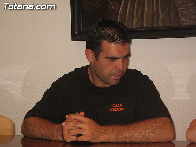 EL ALCALDE Y EL CONCEJAL DE DEPORTES REALIZAN UNA RECEPCIÓN A LOS TRES ALUMNOS DEL CENTRO OCUPACIONAL PARTICIPANTES EN EL CAMPEONATO NACIONAL DE ATLETISMO DE DISCAPACITADOS - 4 EL ALCALDE Y EL CONCEJAL DE DEPORTES REALIZAN UNA RECEPCIÓN A LOS TRES ALUMNOS DEL CENTRO OCUPACIONAL PARTICIPANTES EN EL CAMPEONATO NACIONAL DE ATLETISMO DE DISCAPACITADOS - 4