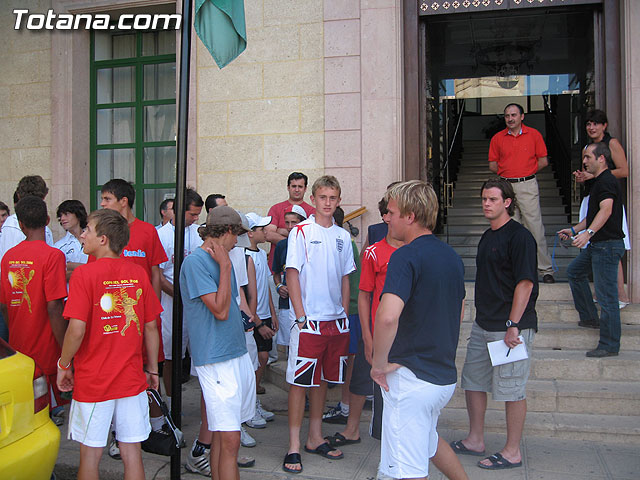 LOS CONCEJALES DE DEPORTES Y DE TURISMO RECIBIERON EN UN ACTO INSTUCIONAL A LAS DELEGACIONES DE LOS PARTICIPANTES EN LA COPA DEL SOL 2006 - 7