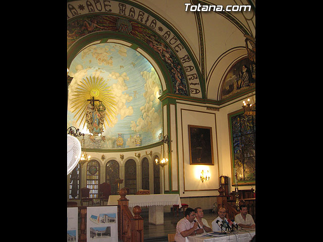 EL AYUNTAMIENTO Y LA ORDEN DE HERMANOS CAPUCHINOS SUSCRIBEN UN CONVENIO PARA ACOMETER OBRAS DE REMODELACIÓN EN EL CONVENTO DE LAS TRES AVEMARÍAS Y SU ENTORNO - 4