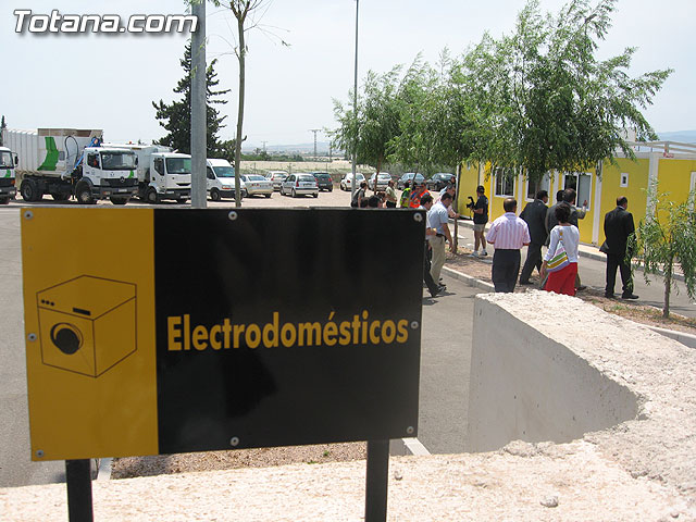 TOTANA CUENTA DESDE HOY CON UN ECOPARQUE QUE PERMITIRÁ UN MAYOR CONTROL DE LOS RESIDUOS - 35