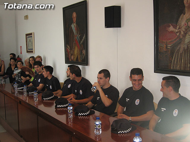 SE CELEBRA EL ACTO DE TOMA DE POSESIÓN DE LOS SIETE NUEVOS AGENTES Y EL OFICIAL DE LA POLICÍA LOCAL DE TOTANA - 2