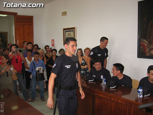 SE CELEBRA EL ACTO DE TOMA DE POSESIÓN DE LOS SIETE NUEVOS AGENTES Y EL OFICIAL DE LA POLICÍA LOCAL DE TOTANA - 77