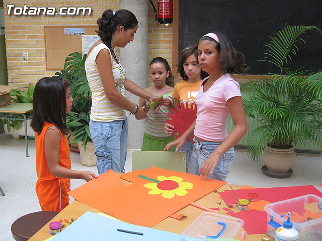 UNOS 250 NIÑOS PARTICIPAN EN LAS ESCUELAS DE VERANO QUE SE CELEBRAN EN JULIO EN LOS COLEGIOS REINA SOFÍA, SANTA EULALIA, TIERNO GALVÁN Y LA MILAGROSA - 2