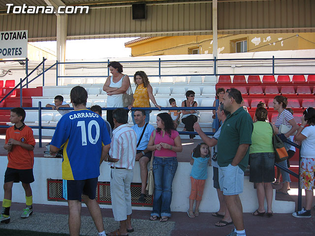 SE PRESENTAN LOS EQUIPOS DE TOTANA QUE PARTICIPAN EN EL TORNEO DE FÚTBOL 7 DE PEÑAS EN BARCELONA - 4