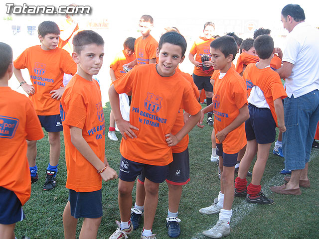 SE PRESENTAN LOS EQUIPOS DE TOTANA QUE PARTICIPAN EN EL TORNEO DE FÚTBOL 7 DE PEÑAS EN BARCELONA - 9