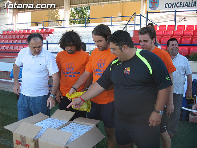 SE PRESENTAN LOS EQUIPOS DE TOTANA QUE PARTICIPAN EN EL TORNEO DE FÚTBOL 7 DE PEÑAS EN BARCELONA - 11