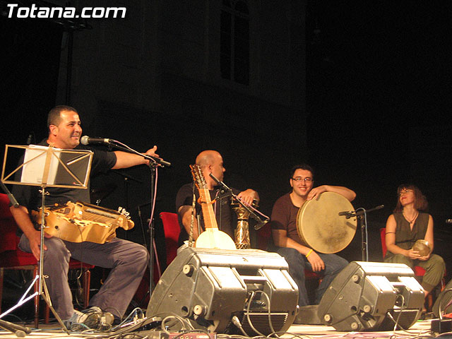 NUMEROSAS PERSONAS ASISTIERON AL CONCIERTO QUE OFRECI EL GRUPO CIVILIZACIN CERO (DEL QUE FORMAN PARTE 3 TOTANEROS) - 21