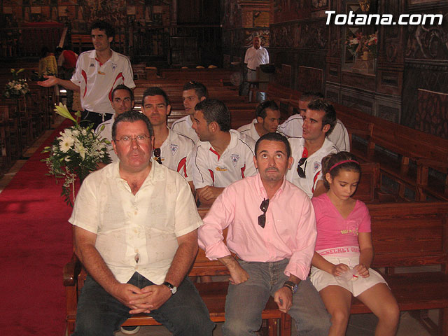 EL OLMPICO DE TOTANA REALIZ UNA OFRENDA FLORAL A LA PATRONA DE TOTANA, SANTA EULALIA. - 11