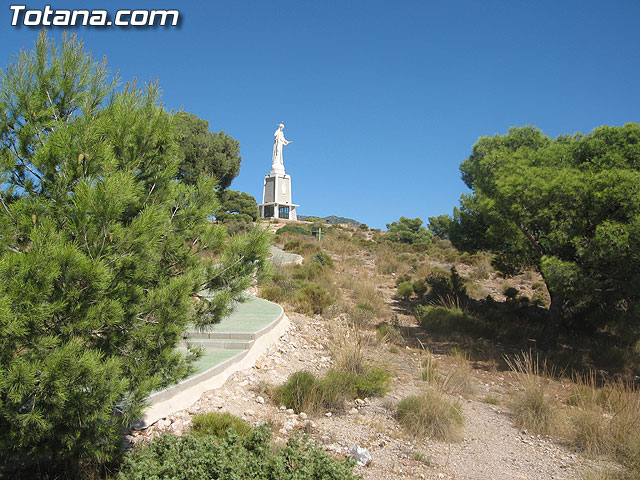 EL OLMPICO DE TOTANA REALIZ UNA OFRENDA FLORAL A LA PATRONA DE TOTANA, SANTA EULALIA. - 33