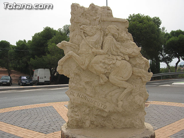 SE REHABILITAN LAS SEIS ÚLTIMAS ESCULTURAS DEL VIA CRUCIS DE LA SANTA Y EL MONUMENTO PRINCIPAL DEL CORAZÓN DE JESÚS DE TOTANA - 2