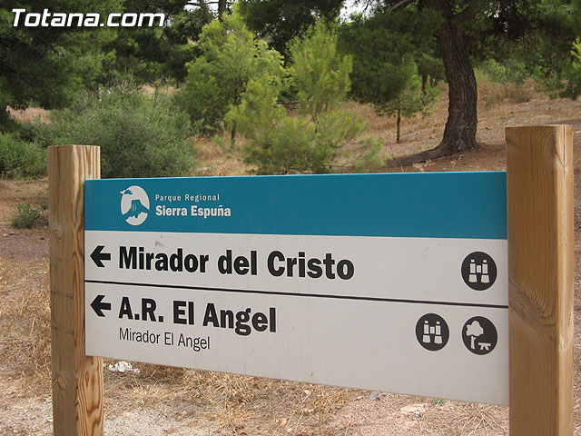 SE REHABILITAN LAS SEIS LTIMAS ESCULTURAS DEL VIA CRUCIS DE LA SANTA Y EL MONUMENTO PRINCIPAL DEL CORAZN DE JESS DE TOTANA - 4