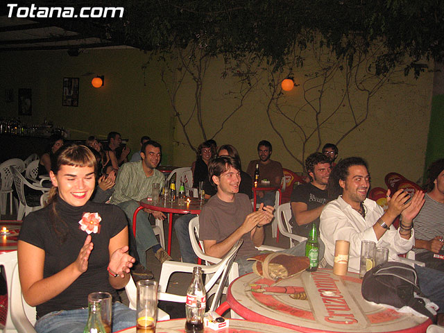 EL GRUPO TOTANERO LA JUKEBOX OFRECIÓ UN CONCIERTO ACÚSTICO - 9
