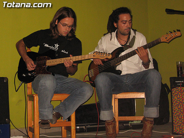 EL GRUPO TOTANERO LA JUKEBOX OFRECIÓ UN CONCIERTO ACÚSTICO - 18