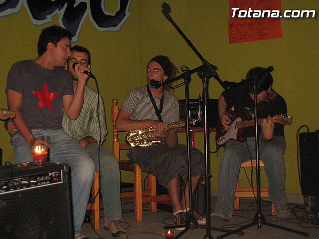 EL GRUPO TOTANERO LA JUKEBOX OFRECI UN CONCIERTO ACSTICO - 26