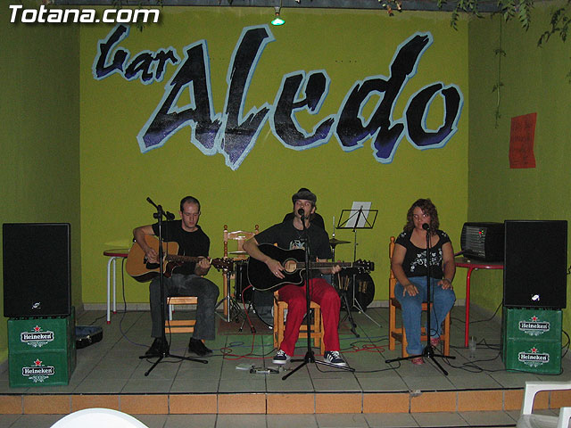 EL GRUPO TOTANERO LA CALLE DEL SILENCIO OFRECI UN CONCIERTO ACSTICO - 17