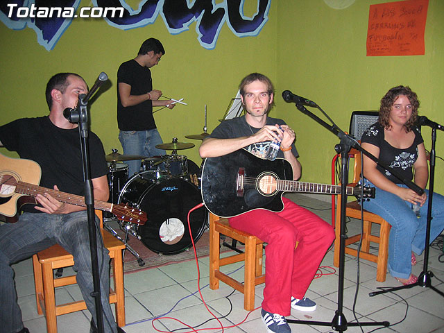 EL GRUPO TOTANERO LA CALLE DEL SILENCIO OFRECIÓ UN CONCIERTO ACÚSTICO - 30