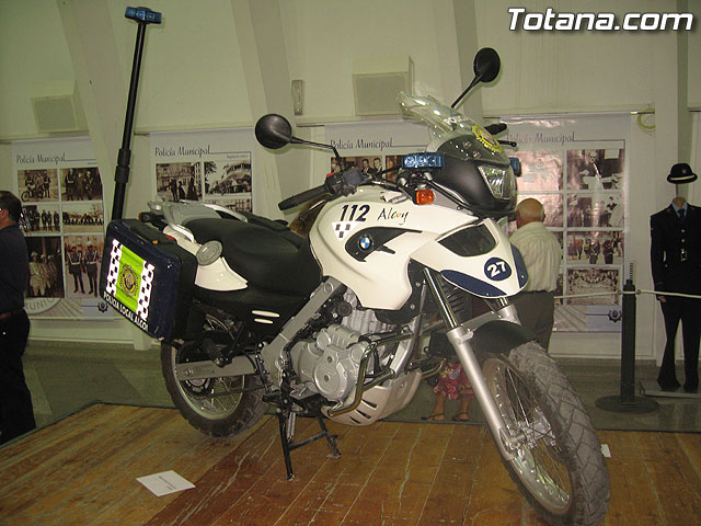 TOTANA.COM Y LA POLICÍA LOCAL DE TOTANA ASISTEN AL ACTO DE INAUGURACIÓN DE LA EXPOSICIÓN DE LA POLICÍA LOCAL DE ALCOY - 10