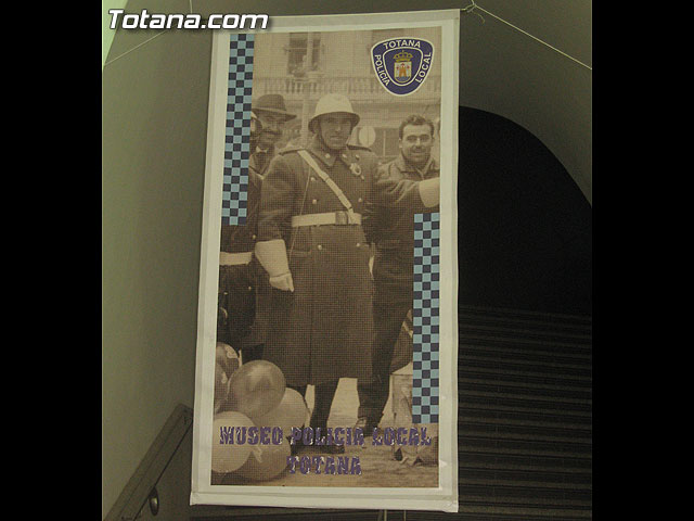 TOTANA.COM Y LA POLICÍA LOCAL DE TOTANA ASISTEN AL ACTO DE INAUGURACIÓN DE LA EXPOSICIÓN DE LA POLICÍA LOCAL DE ALCOY - 18