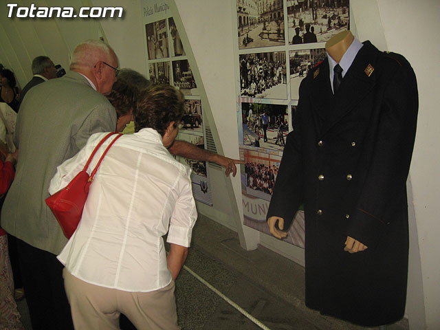 TOTANA.COM Y LA POLICA LOCAL DE TOTANA ASISTEN AL ACTO DE INAUGURACIN DE LA EXPOSICIN DE LA POLICA LOCAL DE ALCOY - 30