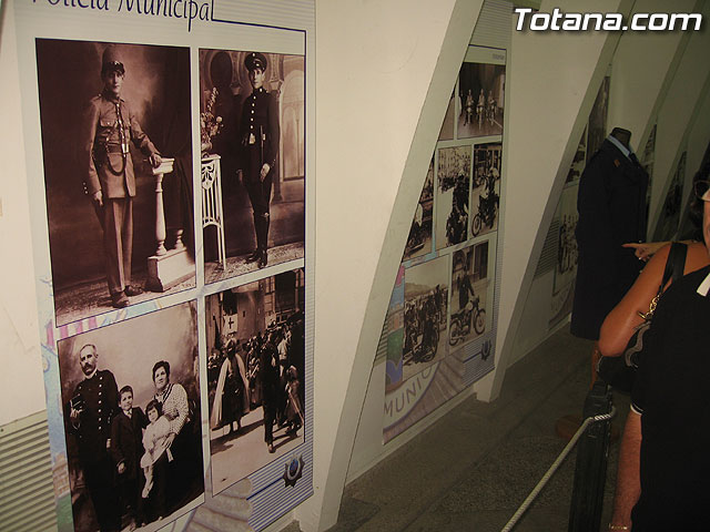 TOTANA.COM Y LA POLICÍA LOCAL DE TOTANA ASISTEN AL ACTO DE INAUGURACIÓN DE LA EXPOSICIÓN DE LA POLICÍA LOCAL DE ALCOY - 29