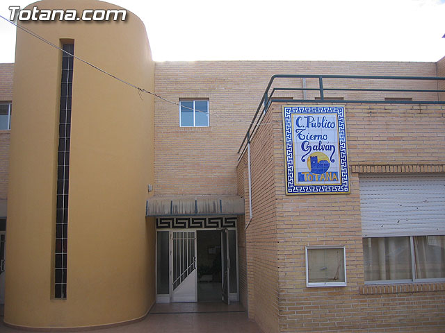 AUTORIDADES LOCALES VISITAN ALGUNOS COLEGIOS DE TOTANA PARA COMPROBAR EL ESTADO DE EJECUCIÓN DE LAS OBRAS Y EL FUNCIONAMIENTO DE LOS NUEVOS SERVICIOS - 1 AUTORIDADES LOCALES VISITAN ALGUNOS COLEGIOS DE TOTANA PARA COMPROBAR EL ESTADO DE EJECUCIÓN DE LAS OBRAS Y EL FUNCIONAMIENTO DE LOS NUEVOS SERVICIOS - 1