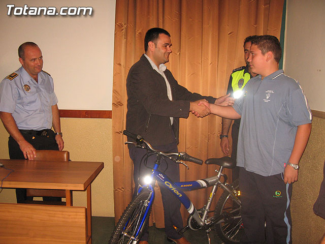 SE INAUGURA OFICIALMENTE EL CURSO DE LA ESCUELA DE EDUCACIÓN VIAL DE LA POLICÍA LOCAL DE TOTANA POR LA QUE PASARÁN MÁS DE 2.500 ALUMNOS DE TODOS LOS CENTROS EDUCATIVOS - 12 SE INAUGURA OFICIALMENTE EL CURSO DE LA ESCUELA DE EDUCACIÓN VIAL DE LA POLICÍA LOCAL DE TOTANA POR LA QUE PASARÁN MÁS DE 2.500 ALUMNOS DE TODOS LOS CENTROS EDUCATIVOS - 12