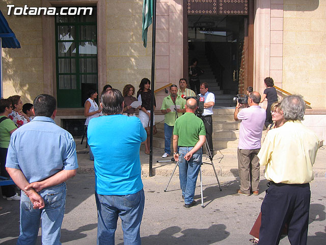 AUTORIDADES LOCALES Y EL SERVICIO MUNICIPAL DE ATENCIÓN A ENFERMOS MENTALES CELEBRAN EL DIA MUNDIAL DE ESTA PATOLOGÍA - 9