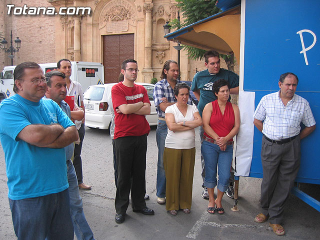 AUTORIDADES LOCALES Y EL SERVICIO MUNICIPAL DE ATENCIÓN A ENFERMOS MENTALES CELEBRAN EL DIA MUNDIAL DE ESTA PATOLOGÍA - 5