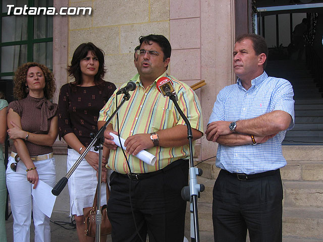 AUTORIDADES LOCALES Y EL SERVICIO MUNICIPAL DE ATENCIÓN A ENFERMOS MENTALES CELEBRAN EL DIA MUNDIAL DE ESTA PATOLOGÍA - 6