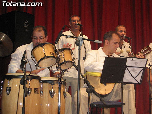 CONTINÚA EL PROGRAMA OTOÑO CULTURAL 2006 CON LA ACTUACIÓN DEL GRUPO JUBÓN Y TROVA, QUE PRESENTÓ SU DISCO MI TIERRA ES MURCIA - 15