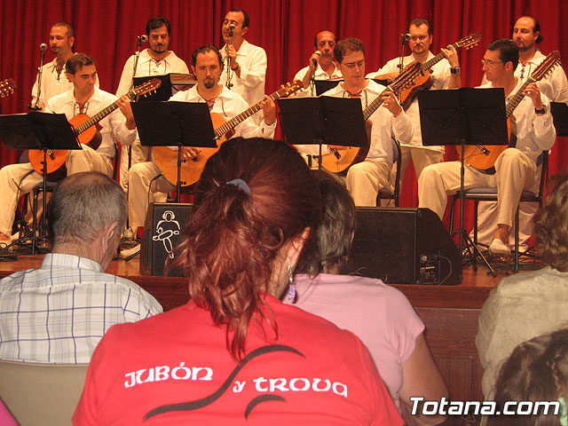 CONTINÚA EL PROGRAMA OTOÑO CULTURAL 2006 CON LA ACTUACIÓN DEL GRUPO JUBÓN Y TROVA, QUE PRESENTÓ SU DISCO MI TIERRA ES MURCIA - 24