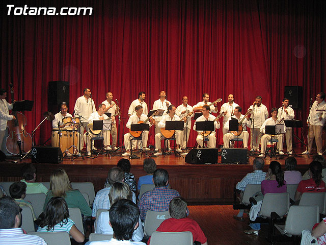 CONTINÚA EL PROGRAMA OTOÑO CULTURAL 2006 CON LA ACTUACIÓN DEL GRUPO JUBÓN Y TROVA, QUE PRESENTÓ SU DISCO MI TIERRA ES MURCIA - 42