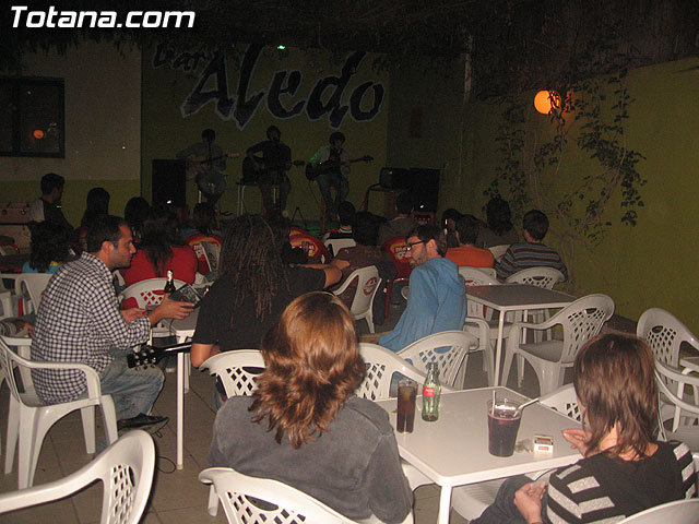 EL GRUPO TOTANERO “GENERAL HOUSE” OFRECIO UN CONCIERTO EN ACÚSTICO - 6