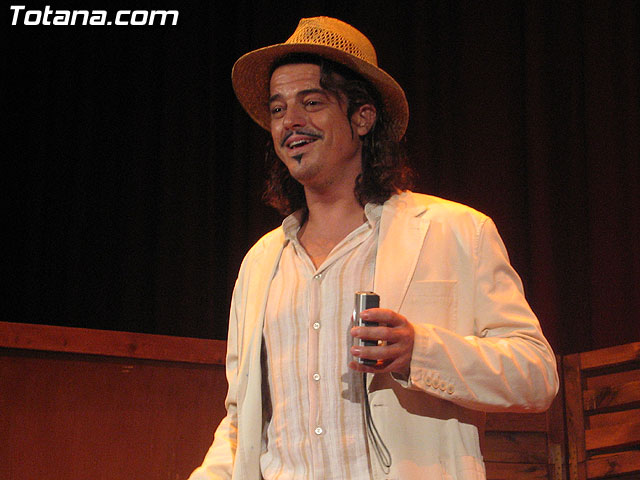 NUMEROSAS PERSONAS ASISTEN A LA OBRA DE TEATRO CACHAI? EN EL CENTRO SOCIOCULTURAL LA CARCEL - 6 NUMEROSAS PERSONAS ASISTEN A LA OBRA DE TEATRO CACHAI? EN EL CENTRO SOCIOCULTURAL LA CARCEL - 6