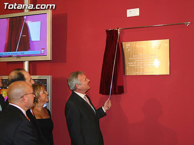 SE INAUGURA OFICIALMENTE LA NUEVA TELEVISIÓN AUTONÓMICA DE LA REGIÓN DE MURCIA LA 7 - 2