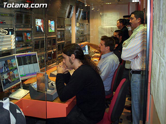 SE INAUGURA OFICIALMENTE LA NUEVA TELEVISIÓN AUTONÓMICA DE LA REGIÓN DE MURCIA LA 7 - 5