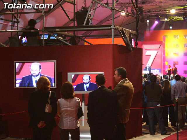 SE INAUGURA OFICIALMENTE LA NUEVA TELEVISIÓN AUTONÓMICA DE LA REGIÓN DE MURCIA LA 7 - 24