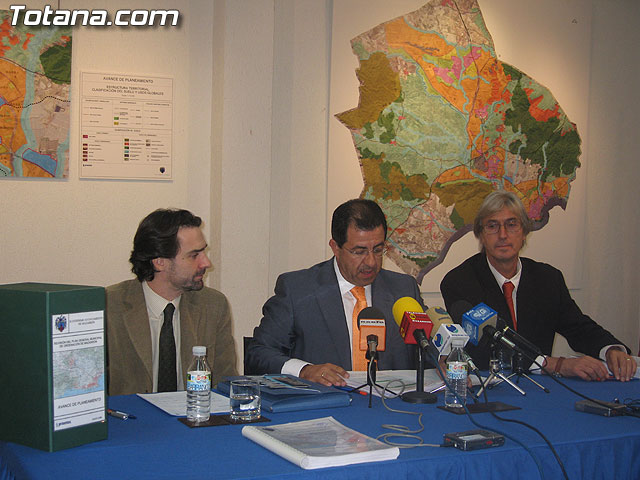 SE PRESENTA EL AVANCE DEL PGMO DE MAZARRÓN - 1 SE PRESENTA EL AVANCE DEL PGMO DE MAZARRÓN - 1