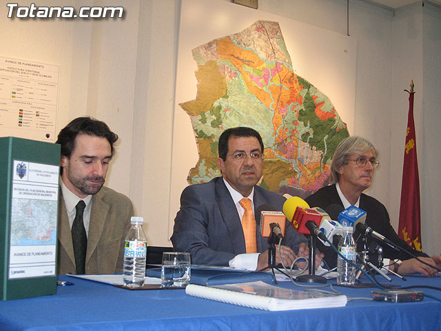 SE PRESENTA EL AVANCE DEL PGMO DE MAZARRÓN - 2 SE PRESENTA EL AVANCE DEL PGMO DE MAZARRÓN - 2