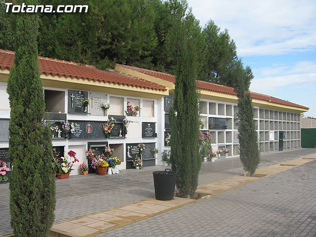 SE INVIERTE EN LOS ÚLTIMOS MESES UNOS 600.000 EUROS EN LAS OBRAS DE MEJORA Y ACONDICIONAMIENTO EN EL CEMENTERIO MUNICIPAL “NUESTRA SEÑORA DEL CARMEN” - 2