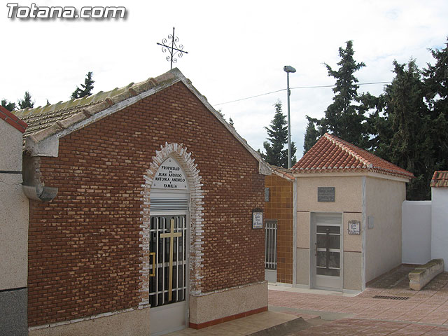 SE INVIERTE EN LOS ÚLTIMOS MESES UNOS 600.000 EUROS EN LAS OBRAS DE MEJORA Y ACONDICIONAMIENTO EN EL CEMENTERIO MUNICIPAL “NUESTRA SEÑORA DEL CARMEN” - 28