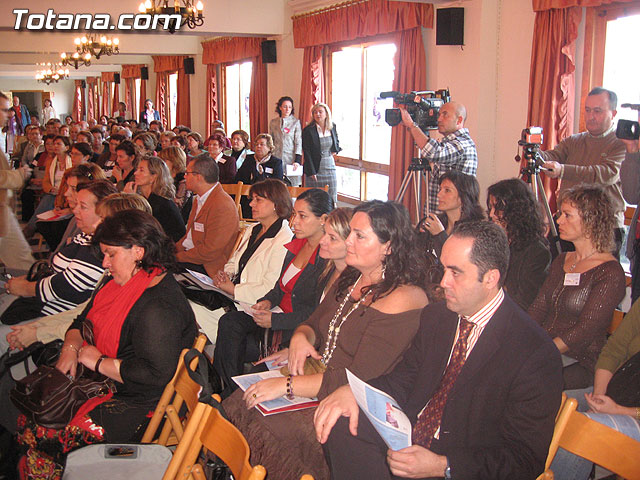 MÁS DE 300 PERSONAS ASISTEN AL SEMINARIO DEL MAGAP-EMPLEO IMÁGENES Y REPRESENTACIONES DE LAS MUJERES EN LA PARTICIPACIÓN POLÍTICA - 15