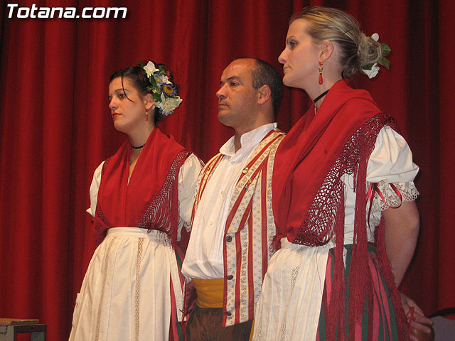 CONTINA EL PROGRAMA DEL OTOO CULTURAL CON EL FESTIVAL DE MSICA POPULAR TOTANERA 