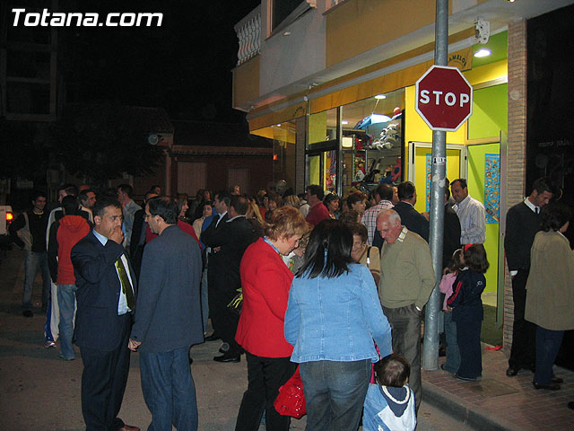 SE INAUGURA LA NUEVA SECCIÓN DE PIROTECNIA RECREATIVA DE LA TIENDA CARAMELOS - 32